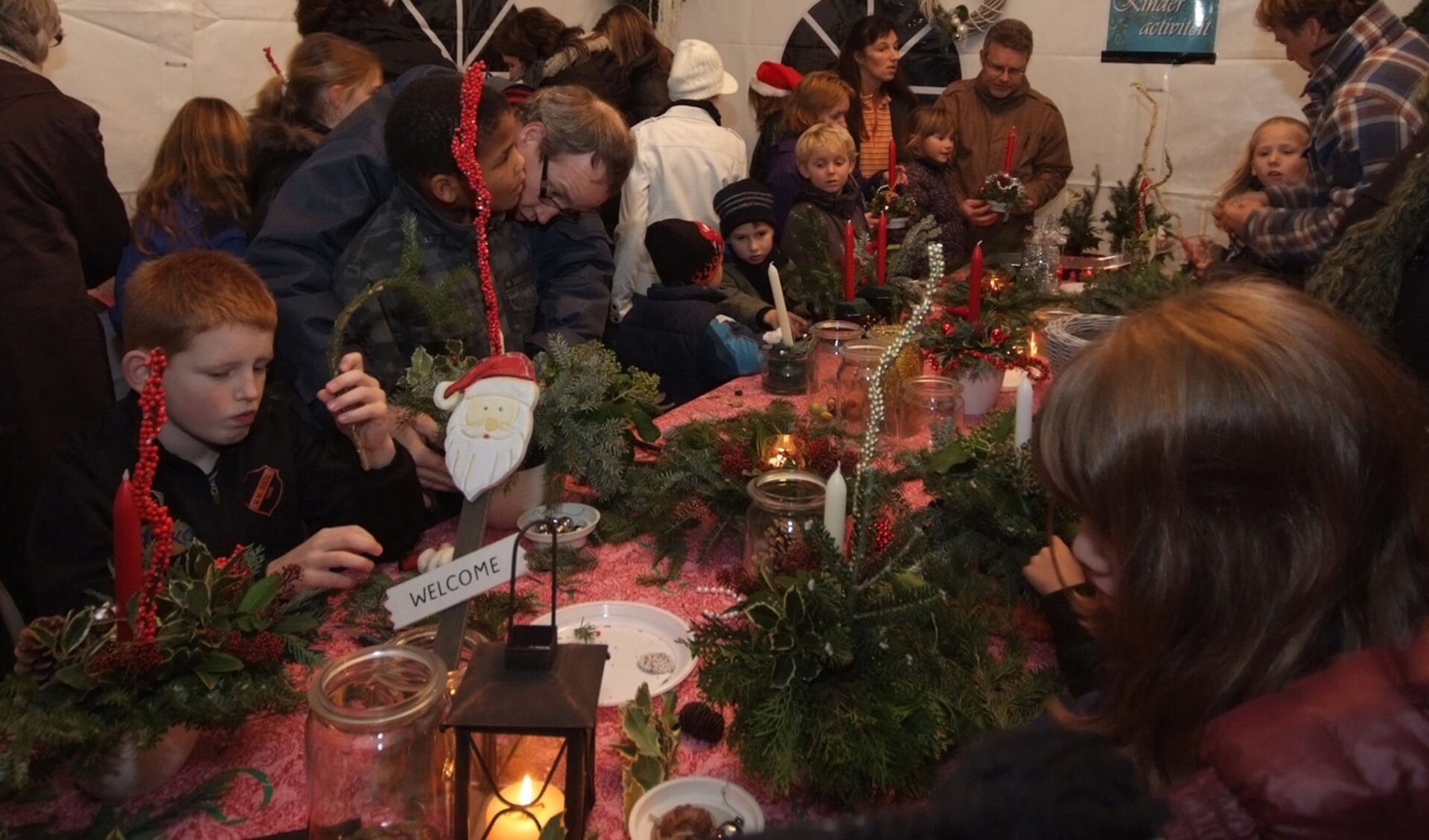 Sfeervolle Kerstmarkt met volop activiteiten in Katwijk.