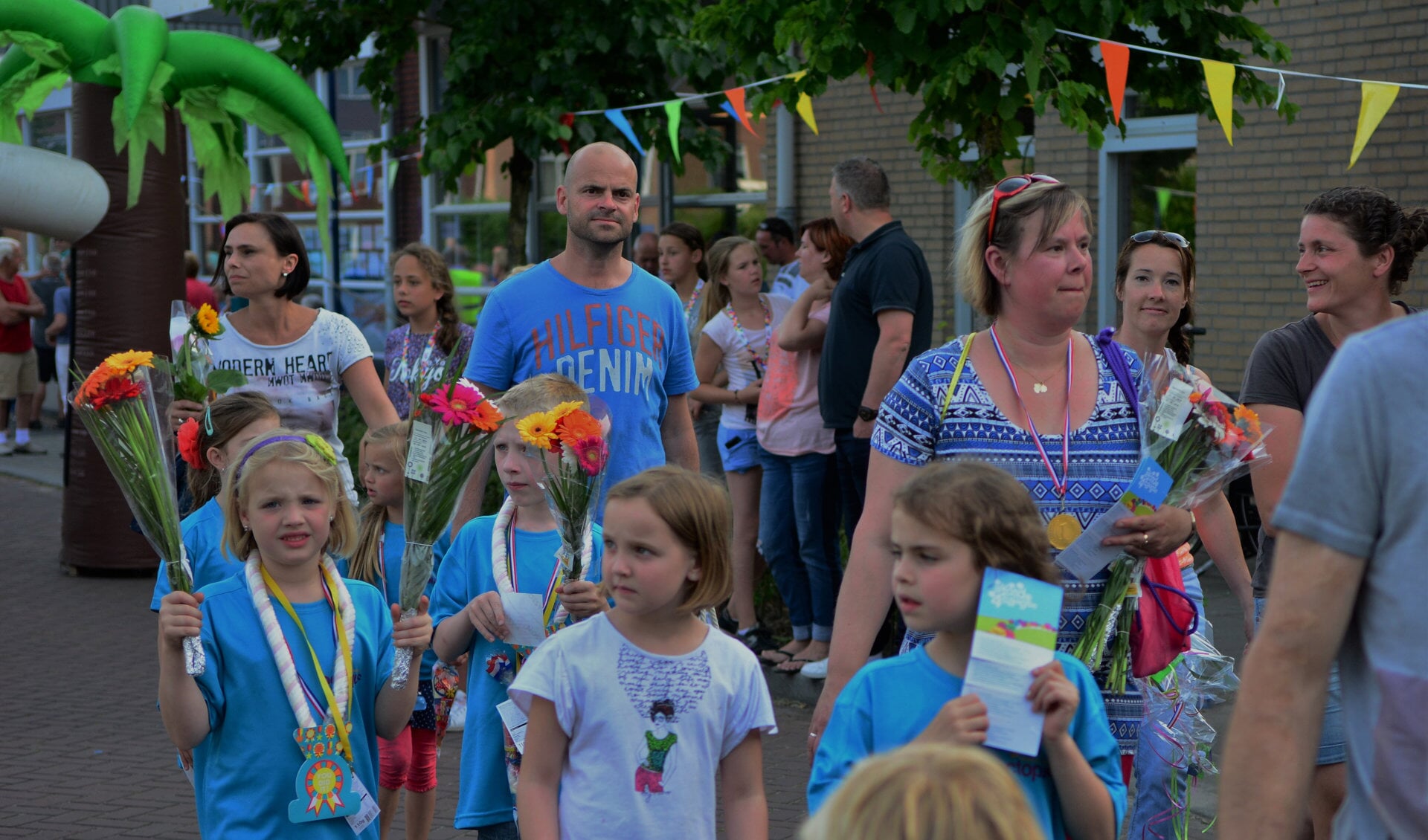 eerste-avondvierdaagse-boekel-groot-succes-adverteren-uden-udens