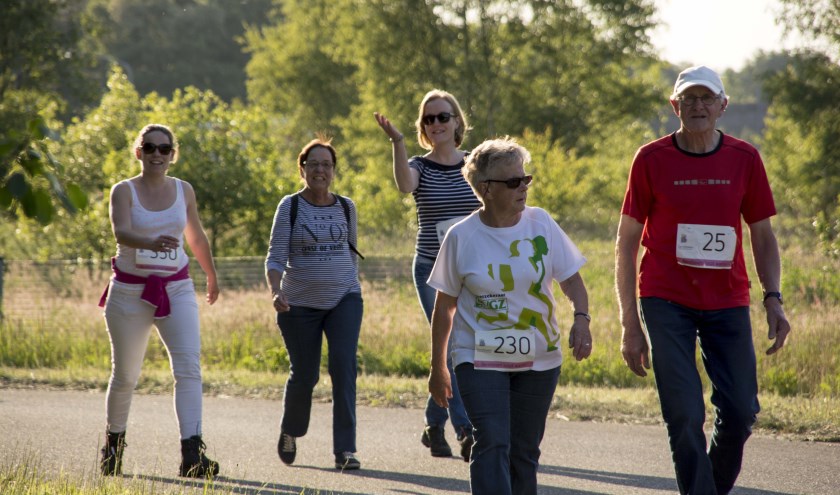 De wandelaars van de Vierdaagse (55 km.) doen dit jaar ook Mill aan.