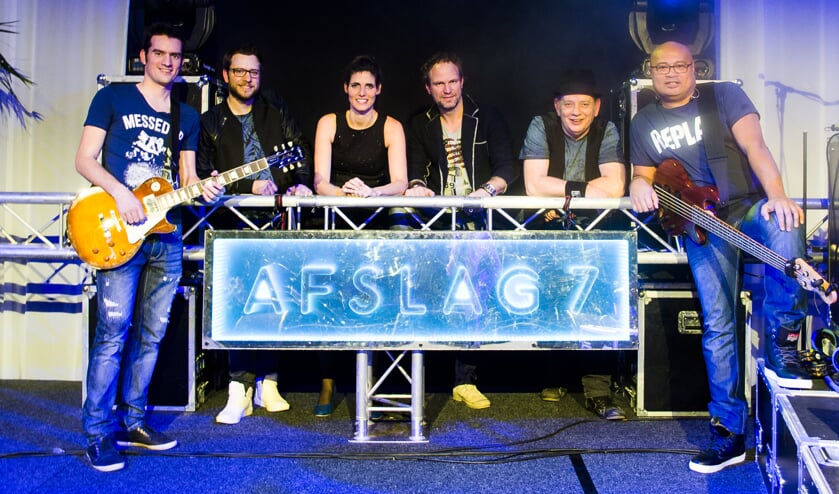 Partyband Afslag 7 treedt op zaterdag 23 juli op tijdens het Blarenbal in Boxmeer.  