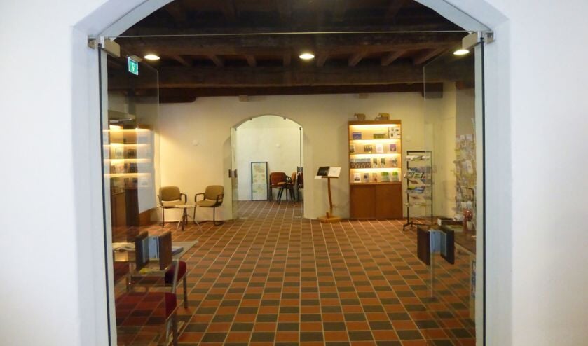 De expositieruimte in het Graafs Museum vormt het decor van thematische tentoonstellingen.  