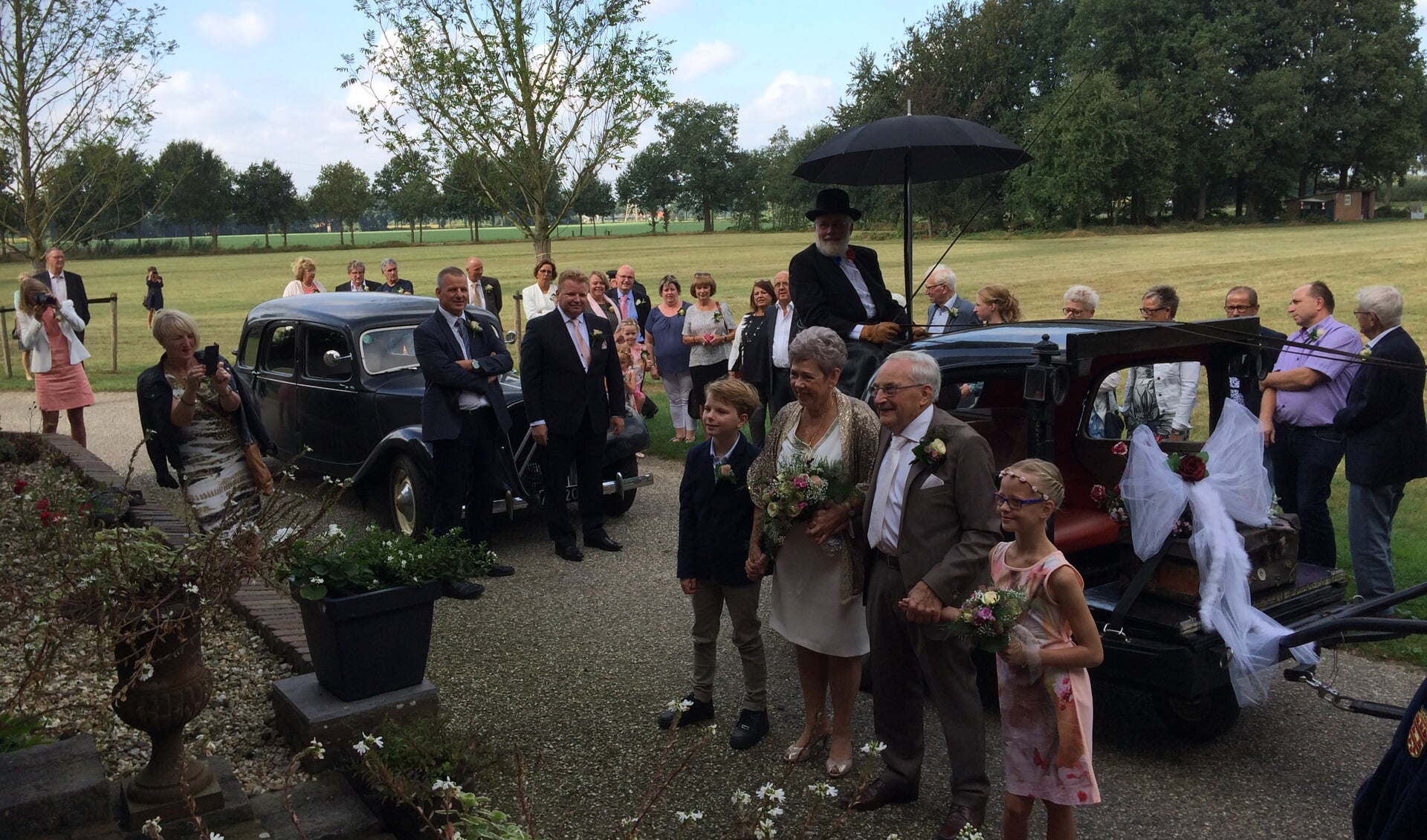 Bijzonder bruidspaar uit Cuijk: Gerard van den Broek en Maria den Riet. (foto: Gerben van den Broek)
