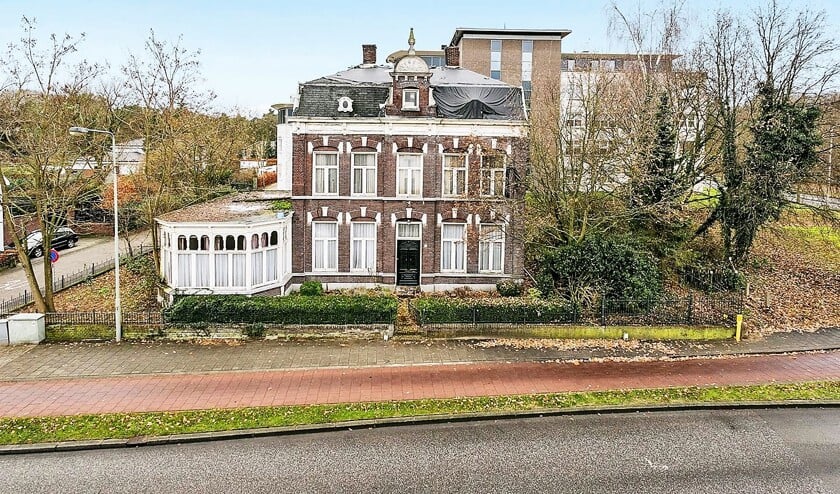 De monumentale Villa Aurora wordt in oude luister hersteld. Het pand krijgt weer de allure van weleer. Archieffoto: Ahmed