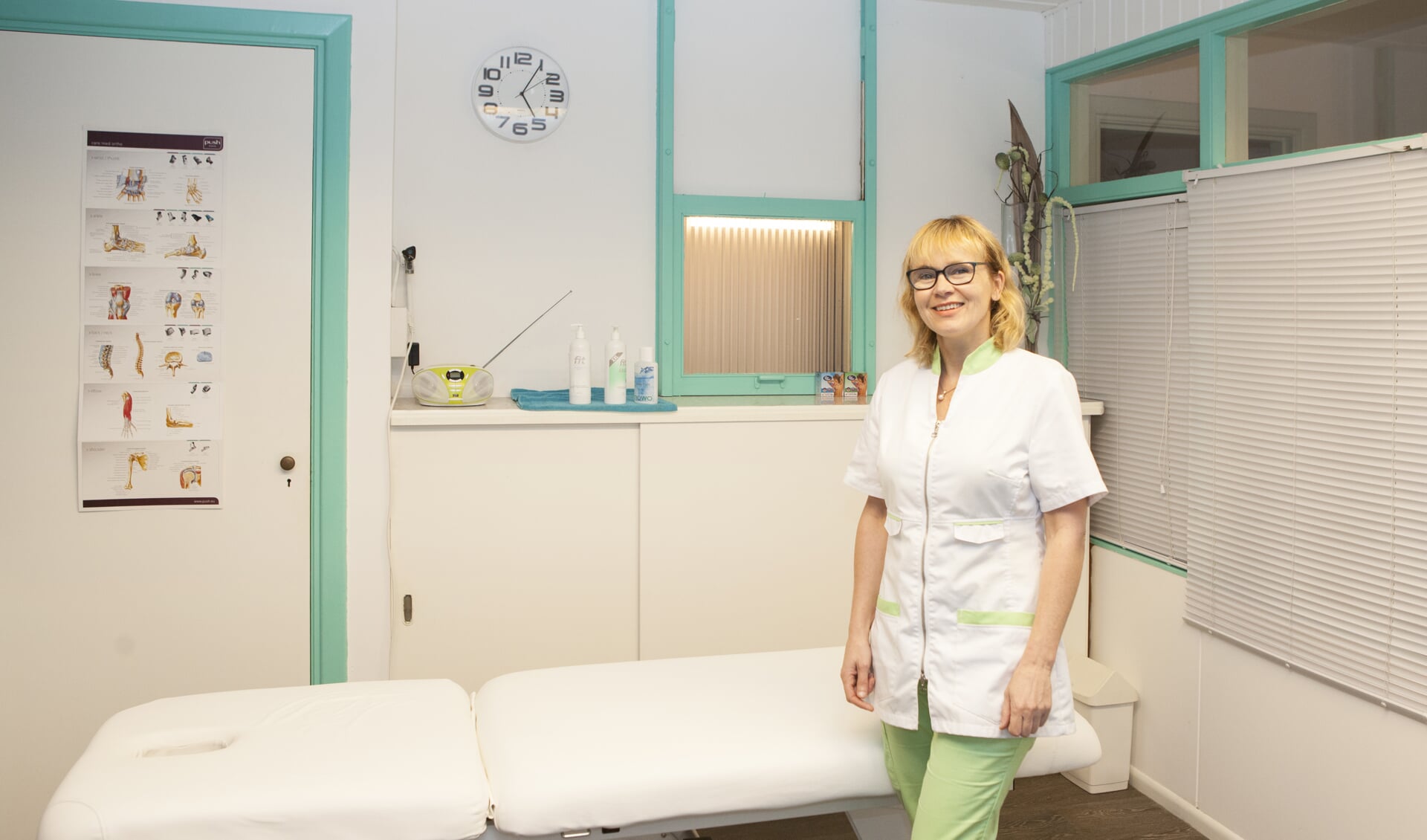 Karin Starkenburg in haar massagepraktijk in Boxmeer. Foto: Diana Derks 