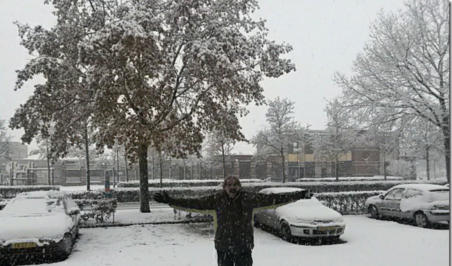Sneeuw in de Oude Litherweg. (Foto: Theo Wiersma)
