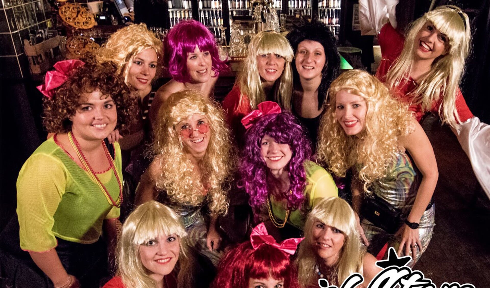 Deze groep vriendinnen is nu al klaar voor carnaval met hun carnavalshit 'Vatte Wa Ge Lust!'