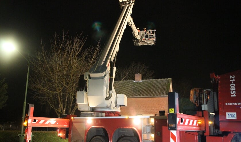 Schoorsteenbrand in Beugen. (foto: SK-Media)
