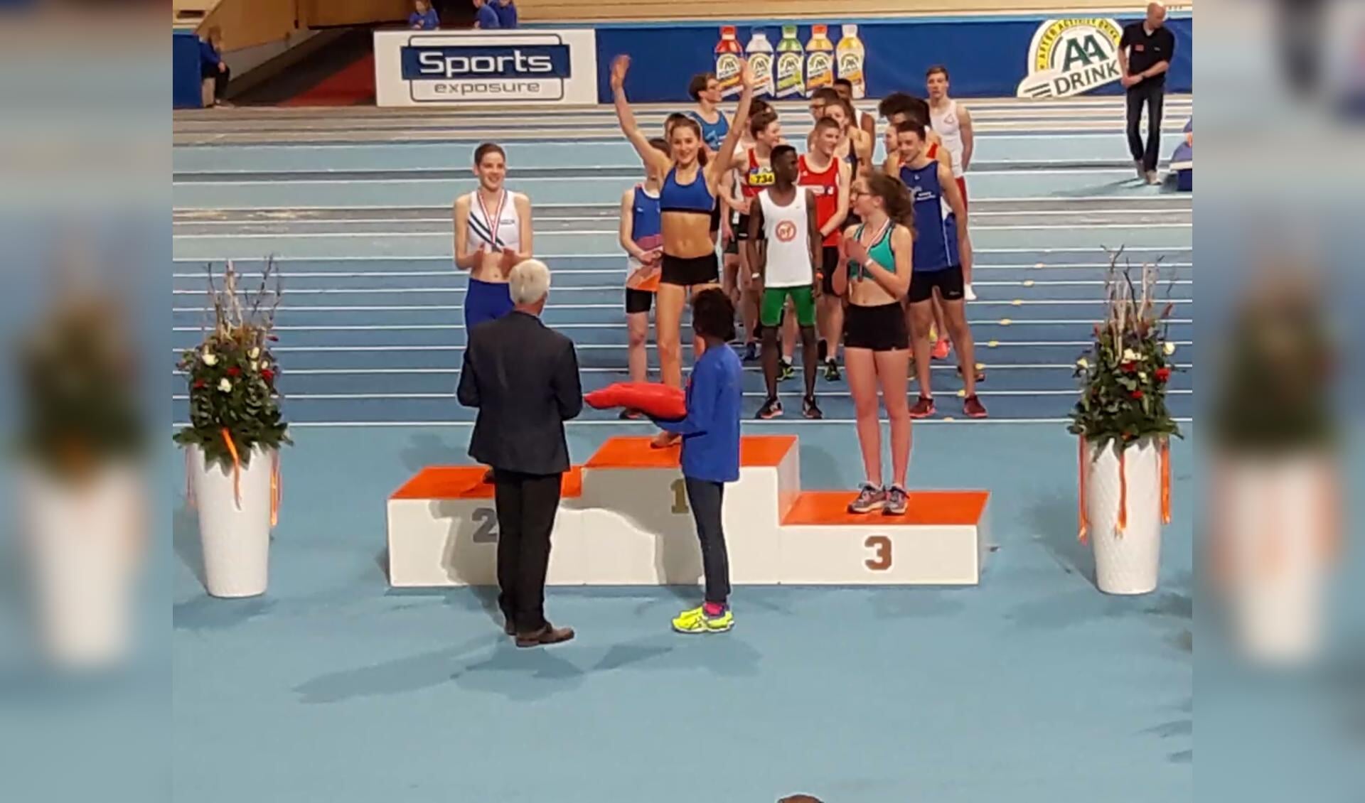 Anne Knijnenburg Nederlands kampioen op 800 meter.