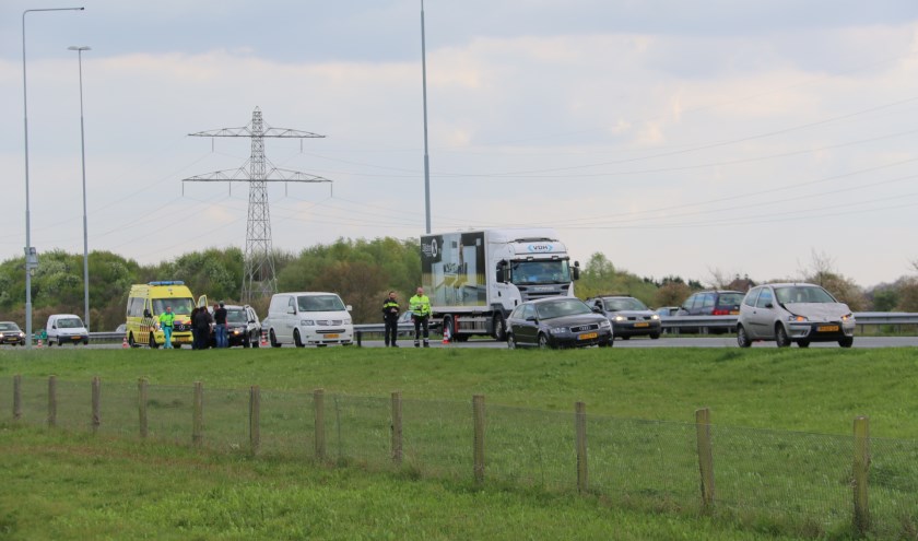 Ongeval op de A73 bij Cuijk. (foto: SK-Media)  