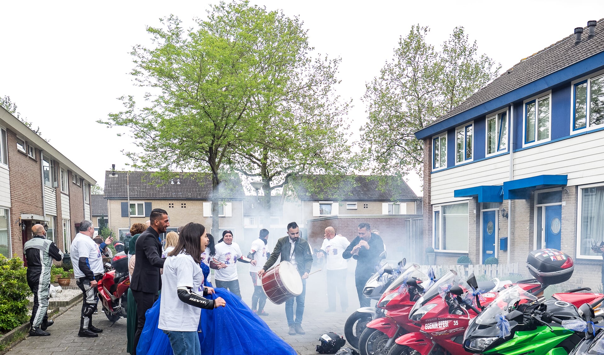 Daar was een heuse Turkse bruiloft... (foto: Anneveldt Multimedia) 