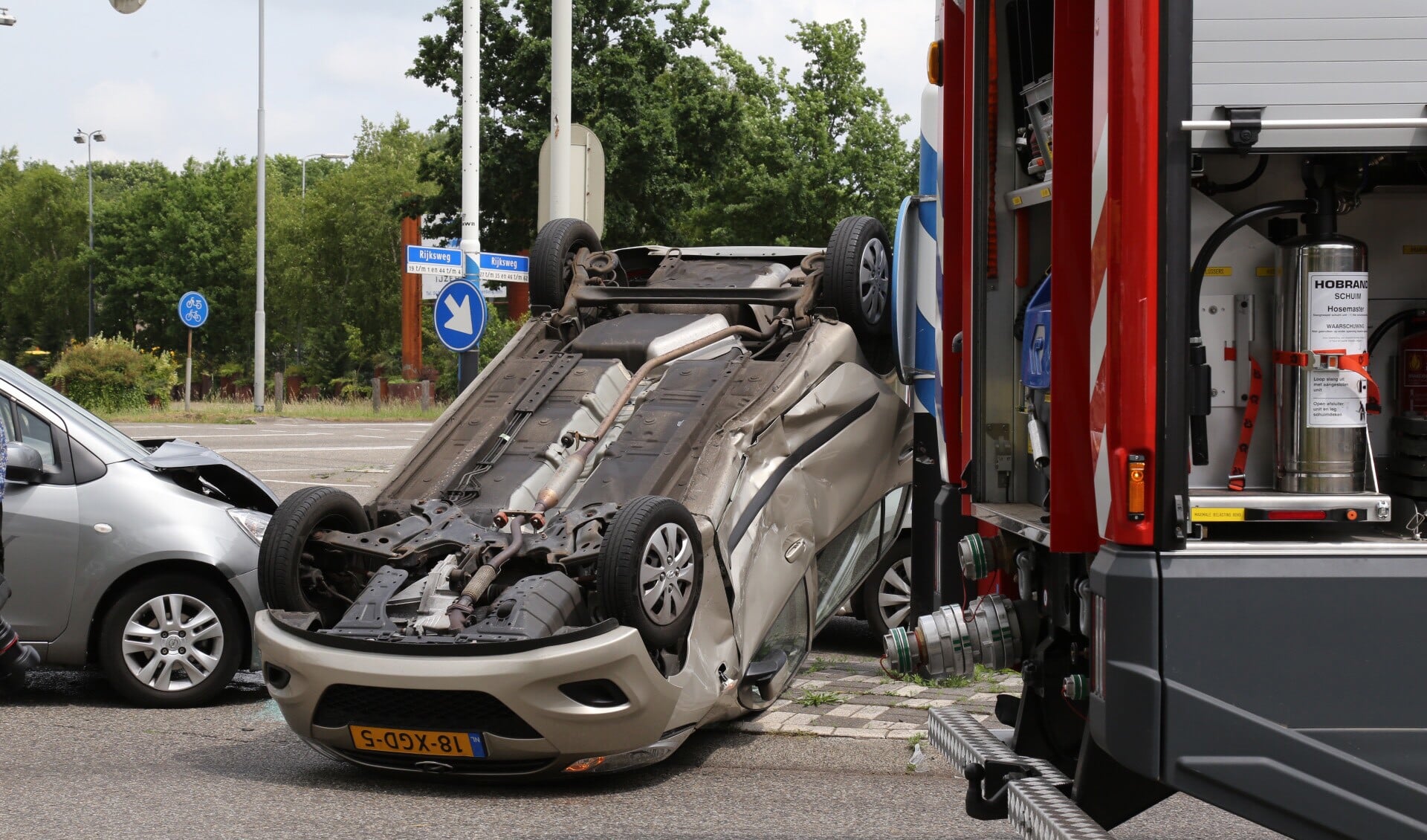 Ongeval in Schaijk. (Foto: Maickel Keijzers / Hendriks multimedia)