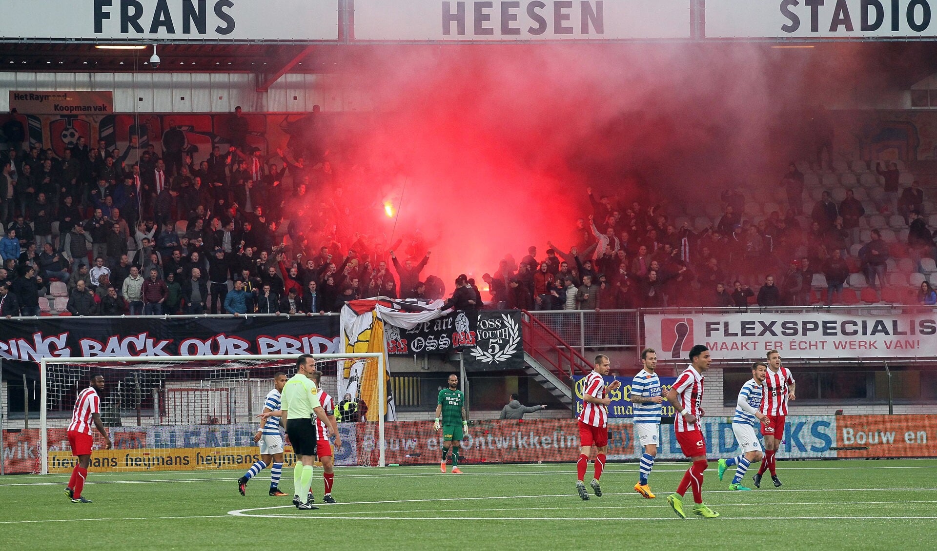 FC Oss - De Graafschap. (Foto: Hans van der Poel)