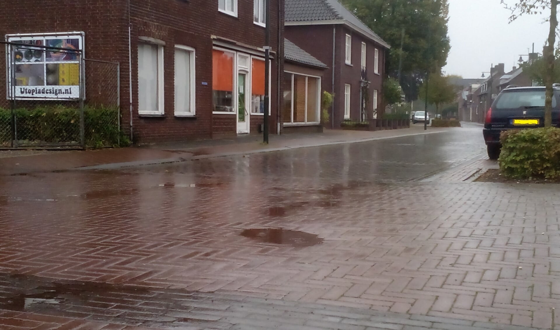 De gemeente Bergen werkt aan wegenonderhoud. In Afferden wordt de Dorpsstraat opgeknapt.