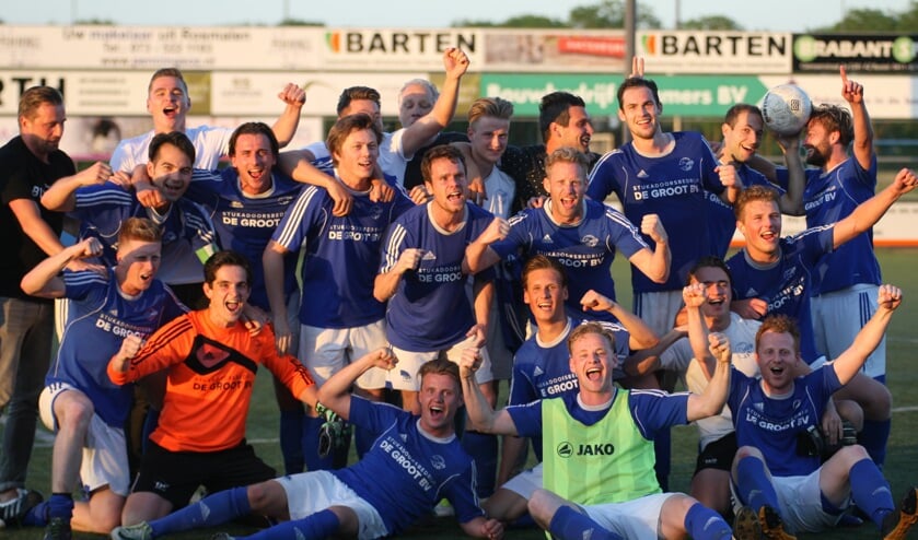 Erp blijft in tweede klasse door een 3-1 zege op Baardwijk (Foto's Peter Kuijpers)