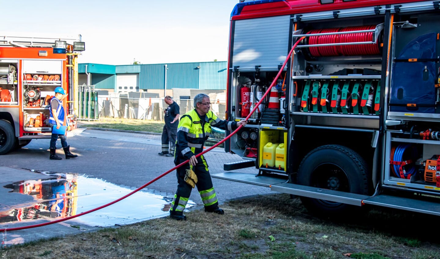 Maandagavond was er een brandweeroefening in Uden. (foto: Marcel's Photography)