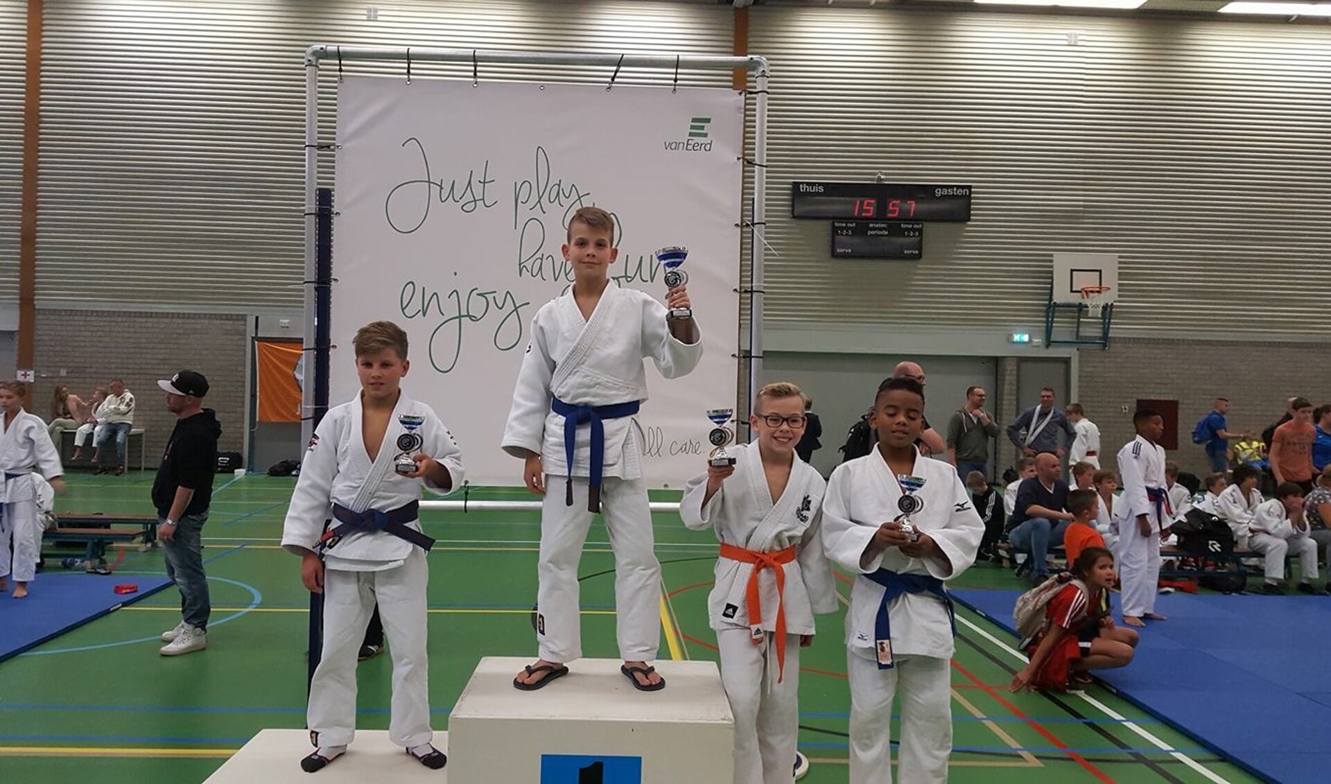 Judoka's Van Buel Sports beginnen het seizoen goed.