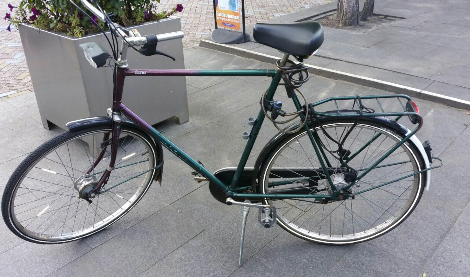 De fiets in Ravenstein. (Foto: Facebook politie Oss)