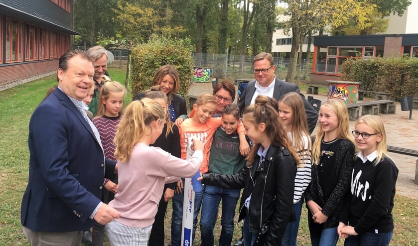 Elde College Krijgt Watertappunt Van De Ouderraad Kliknieuws