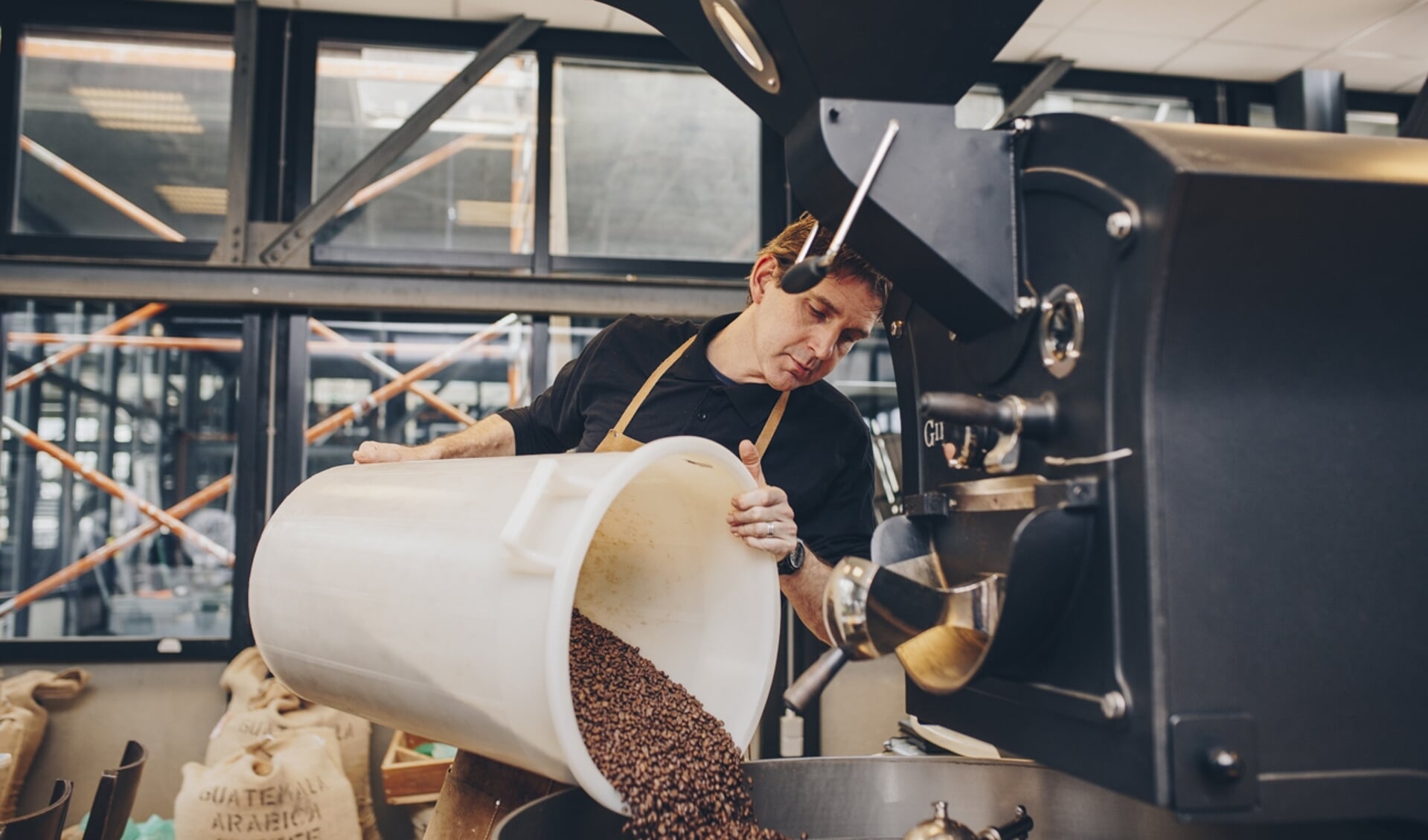 Marc van Berkel van Noord Coffee Roasters is blij met de samenwerking. 