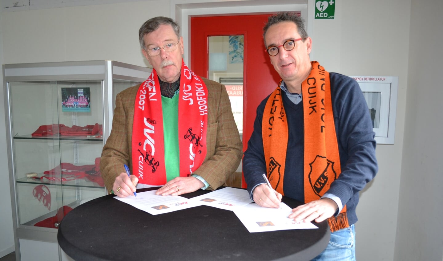 De voorzitters Ton van Elk de Freese (JVC Cuijk) en Rob Hoffmann (SIOL).