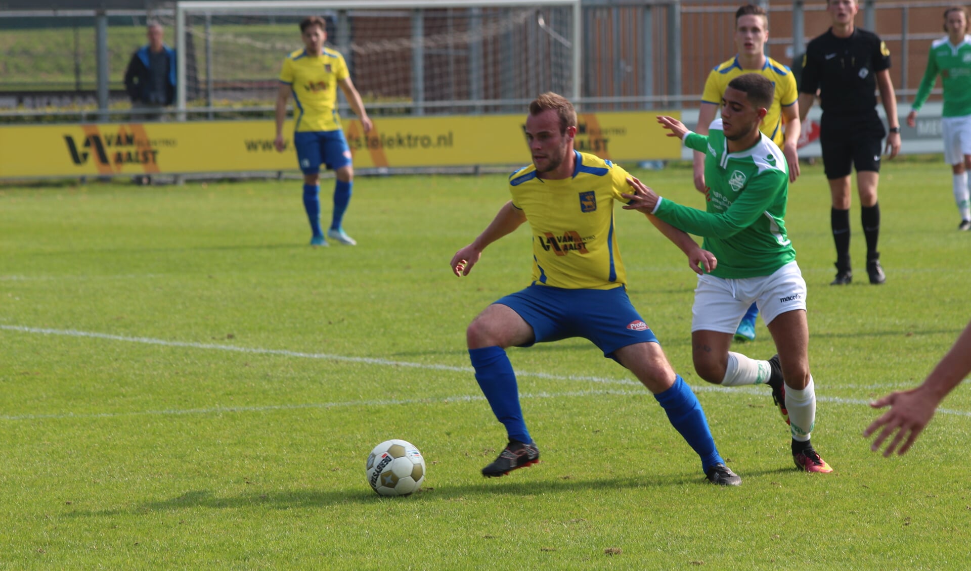 Luuk van Dijk namens O.S.S.'20. (Foto: Mark Pouwels)