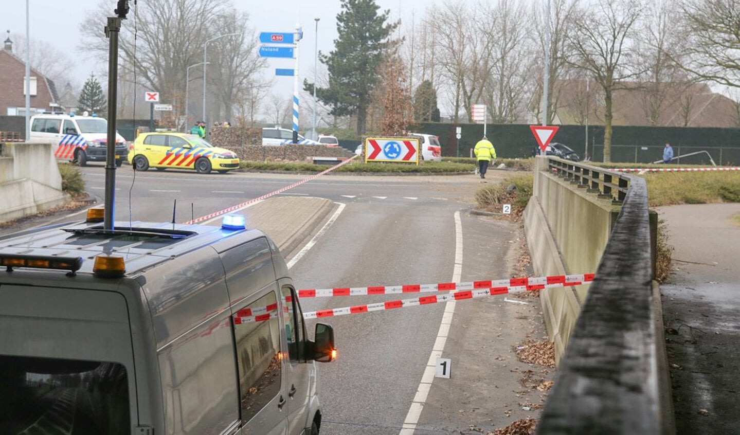 Ernstig ongeval in Geffen. (Foto: Maickel Keijzers / Hendriks multimedia)
