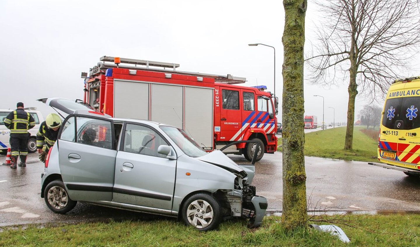 Ongeval in Lith. (Foto: Maickel Keijzers / Hendriks 