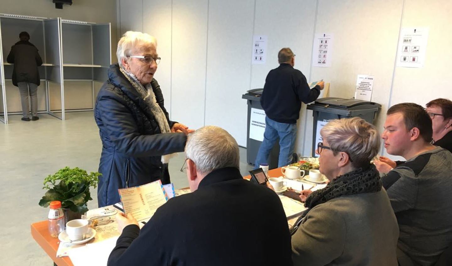 In Landhorst, het kleinste dorp van gemeente Sint Anthonis, had om 11.00 uur al een kwart van de stemgerechtigden gestemd!
