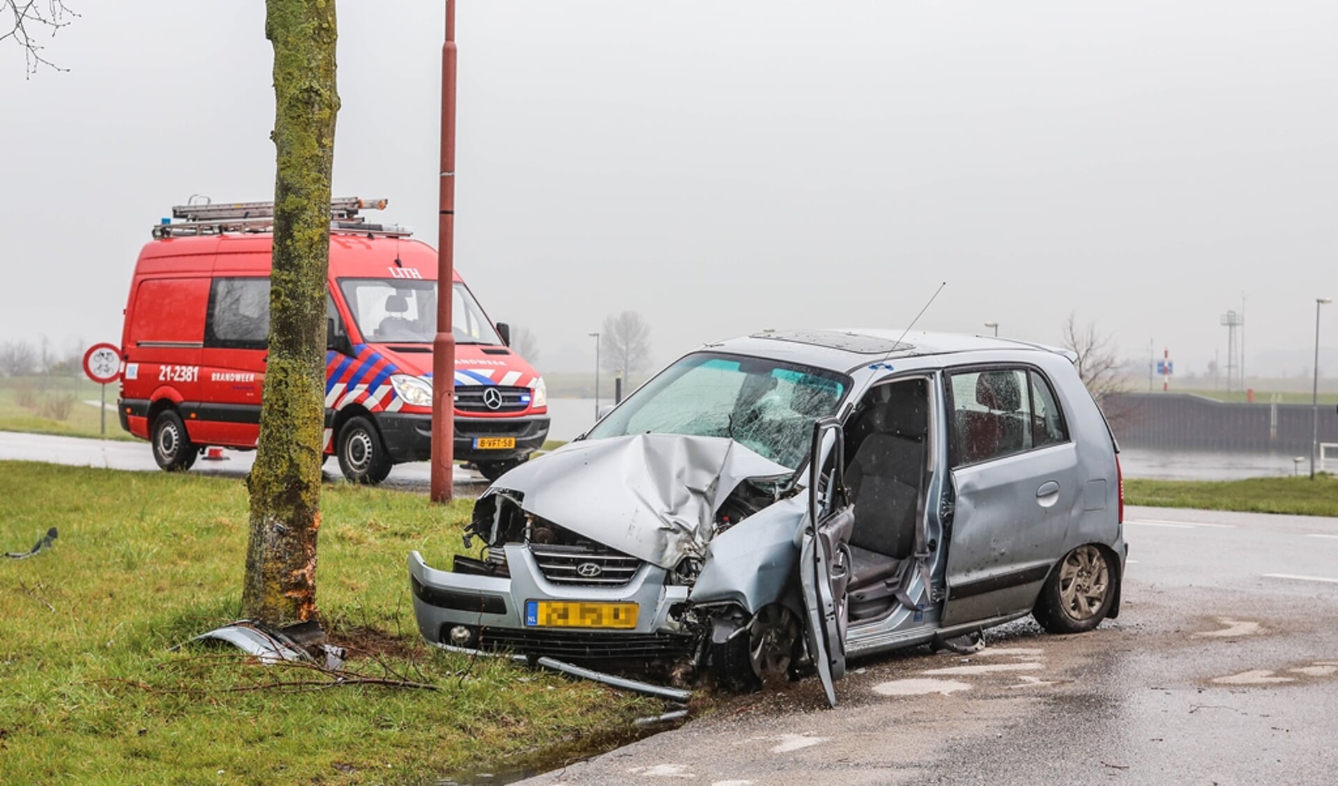 Ongeval in Lith. (Foto: Maickel Keijzers / Hendriks Multimedia)