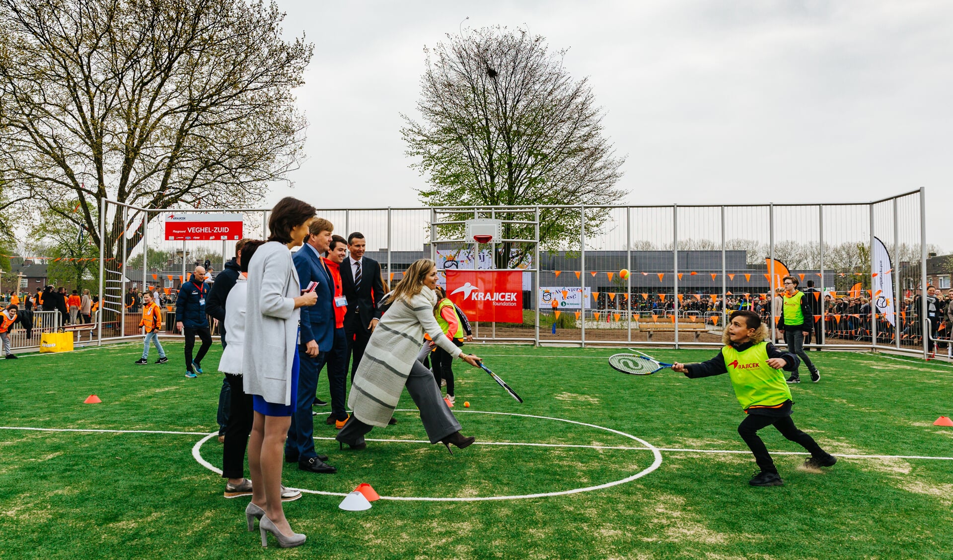 Koningin Máxima en Koning Willem-Alexander waren in 2017 te gast op De Vijfmaster in Veghel.