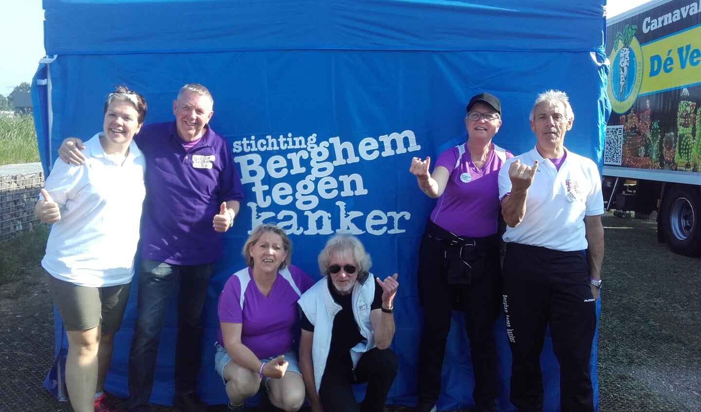 Deelnemers van de Stichting Berghem tegen Kanker.