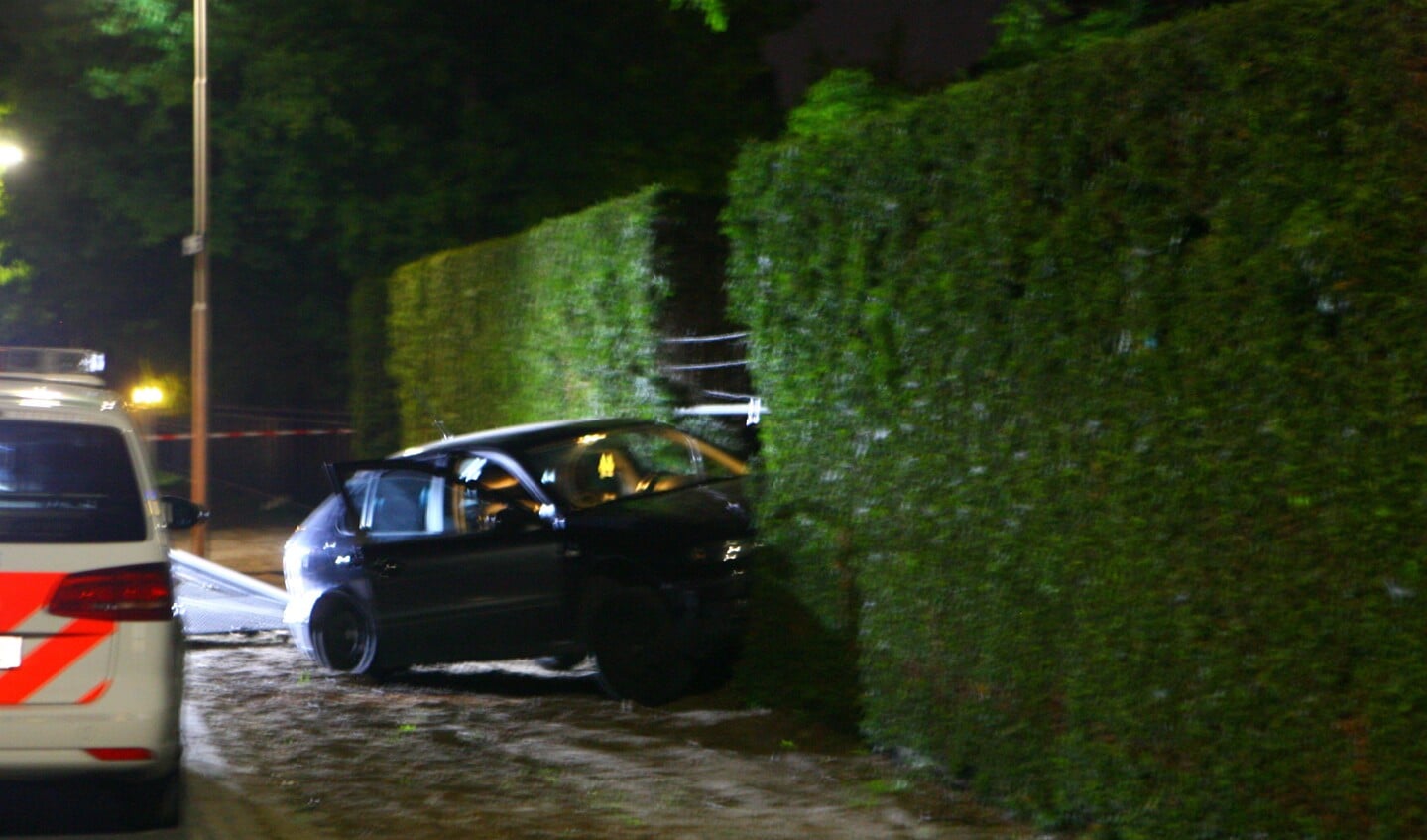 Het ongeval in de Willbrordusweg. (Foto: Hans van der Poel)