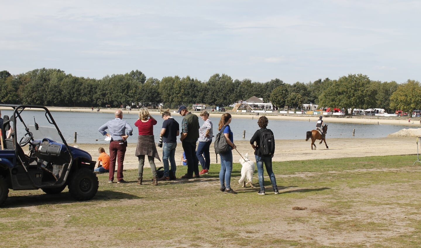 Eventing bij de Geffense Plas.