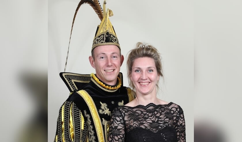 Prinsenpaar Rob en Jannie heersen over 't Hopse Zelfkantrijk.