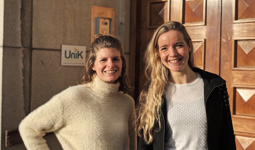 Jolanda van Gerwe van Join us en Yoga docente Ayla den Das.