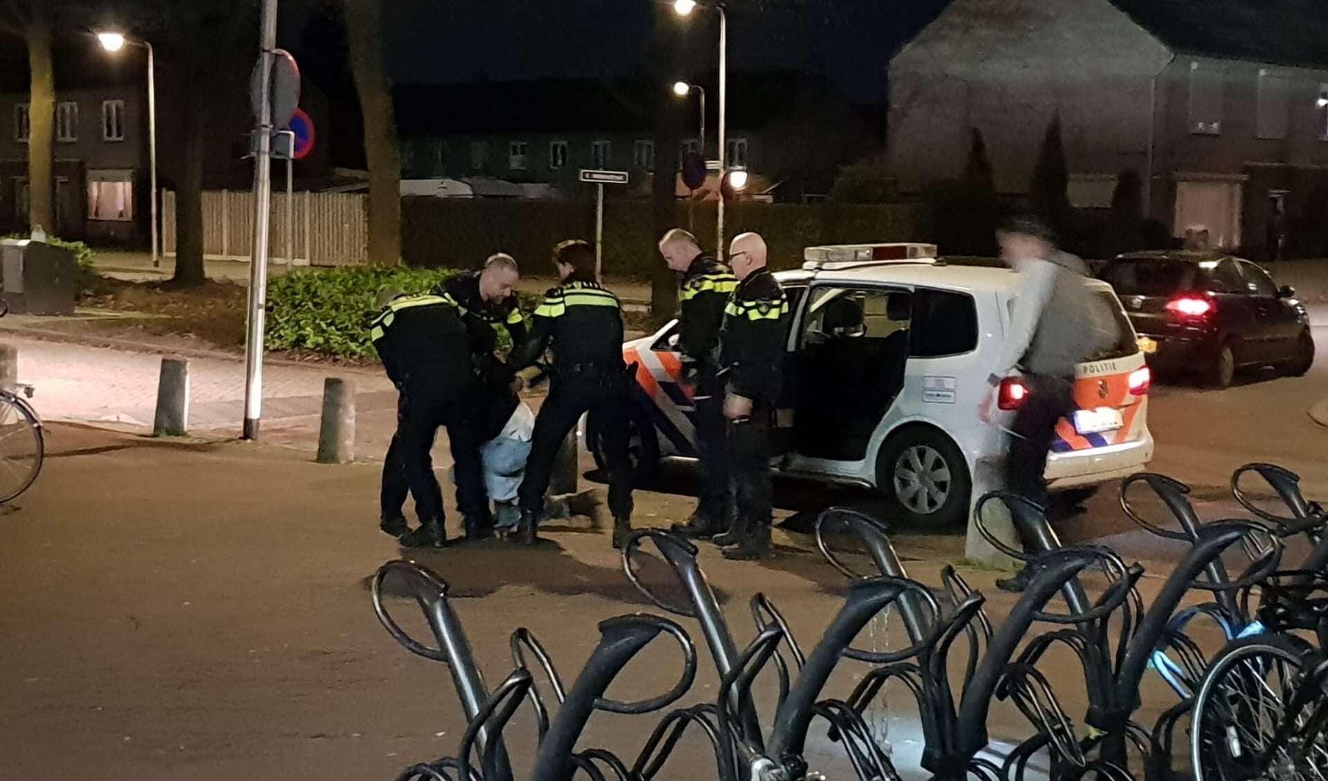 Arrestatie voor Winkelcentrum De Ruwert.