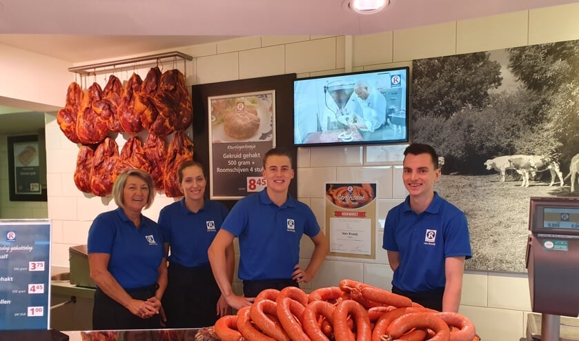 Elk jaar weer steekt Jaimy Stofberg veel tijd in het maken van de perfecte worst.