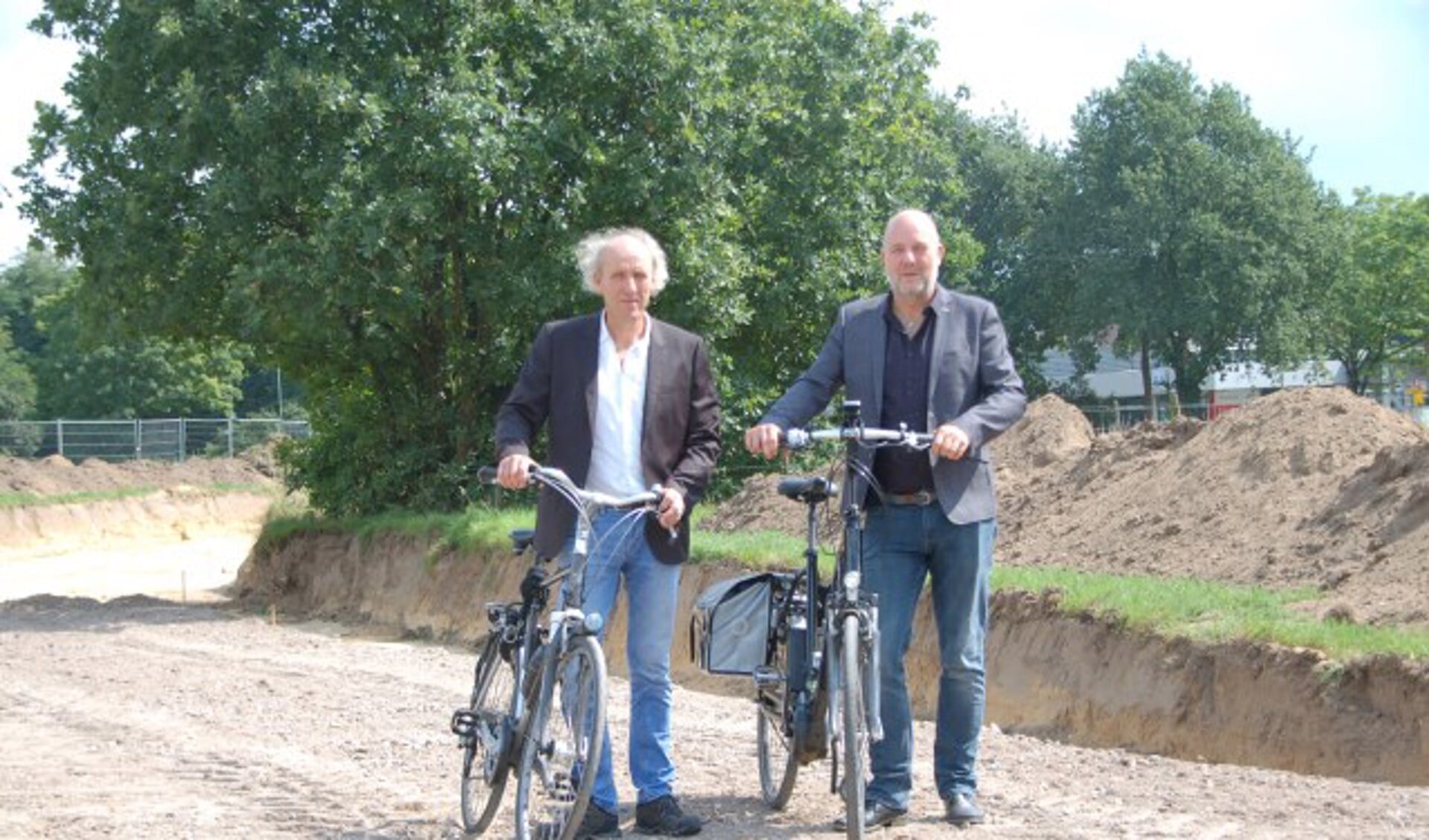 Pepijn Baneke (rechts) is benoemd tot tijdelijk vervangend wethouder in Mook en Middelaar.