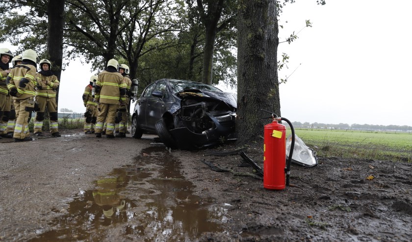 Automobilist gewond bij eenzijdige aanrijding in Landhorst.