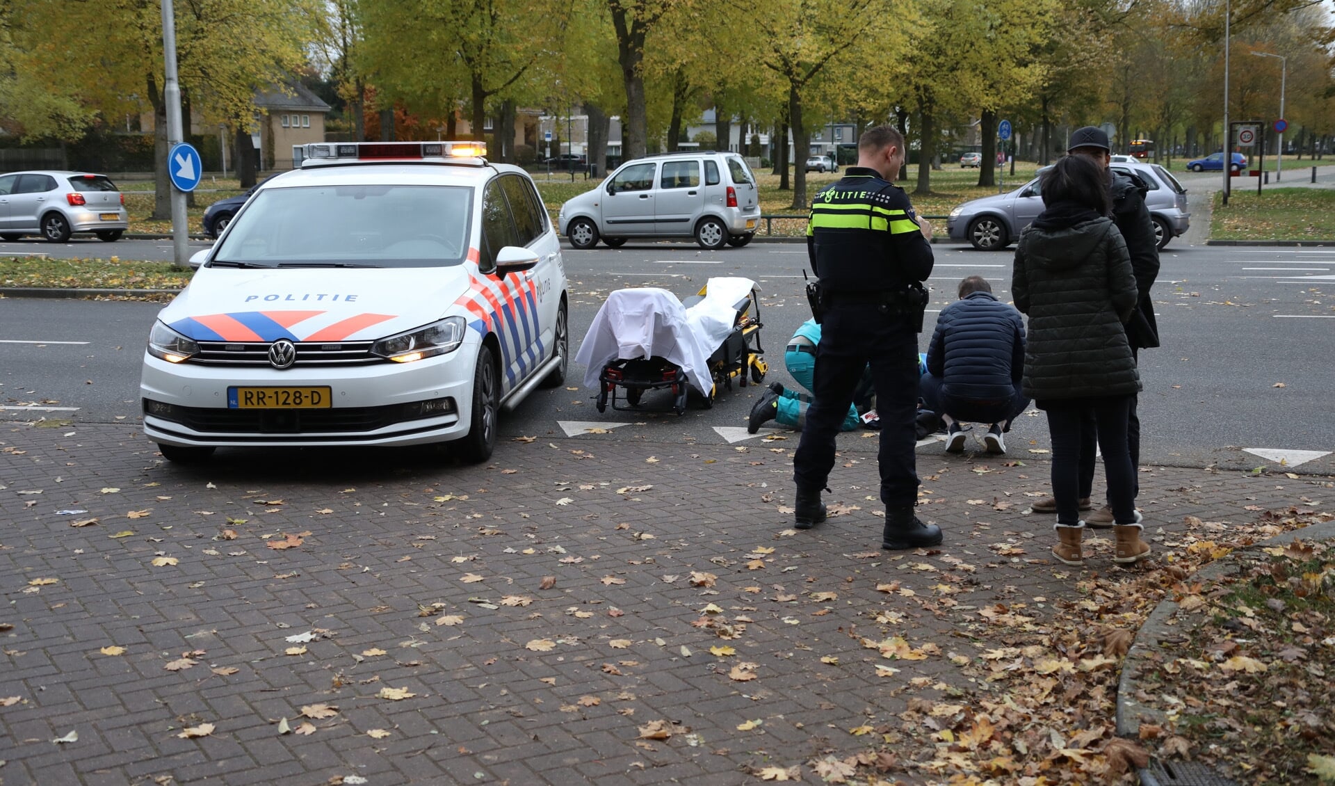 Ongeval op de Julianasingel. (Foto: Gabor Heeres / Foto Mallo)