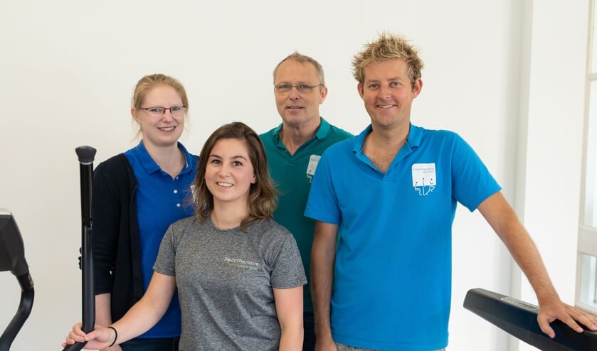 Karin van de Crommert, Melinda de Mol, Eric van Veen, Luuk Scheenloop.