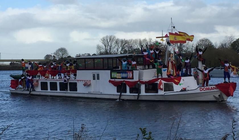 Sinterklaas komt naar Ravenstein.