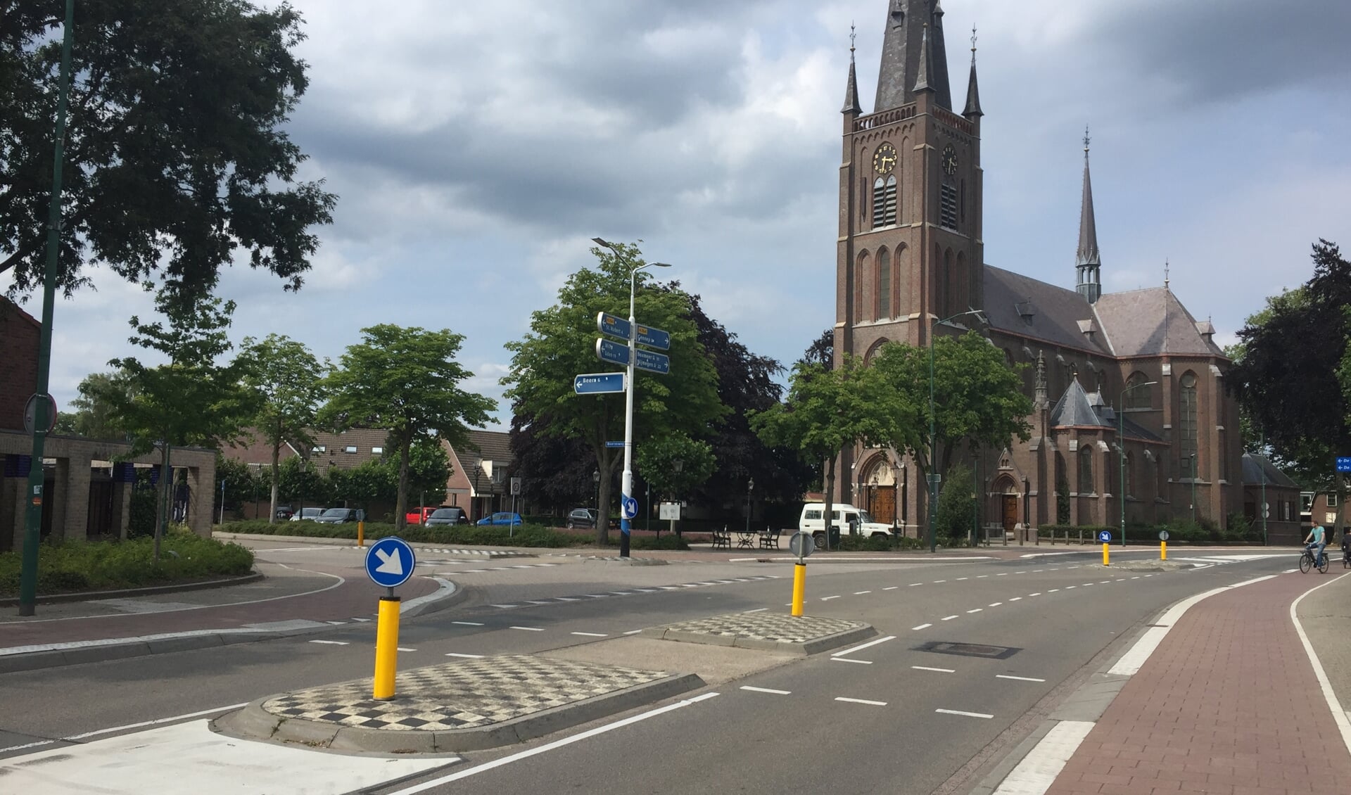 De Kerkstraat in Haps wordt onder handen genomen.