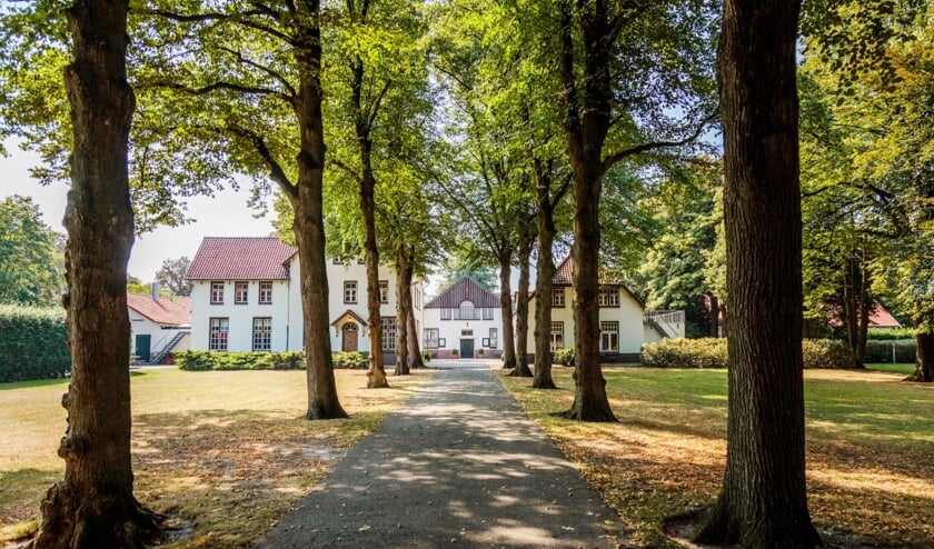 Tijdens de informatieavond worden plannen om een nieuwe woongemeenschap te realiseren op het terrein van de Stevenshof gedeeld.