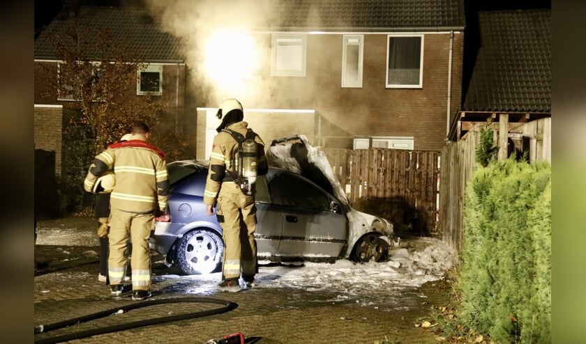 Auto brandt uit in Sint Anthonis.