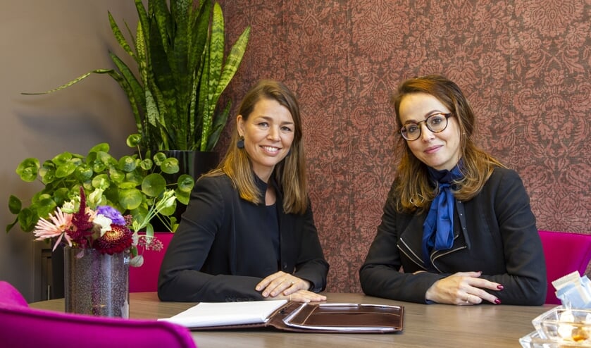 Marjolein Gerrits-van der Aa en Barbara van Dommelen. (foto: Ad van de Graaf)