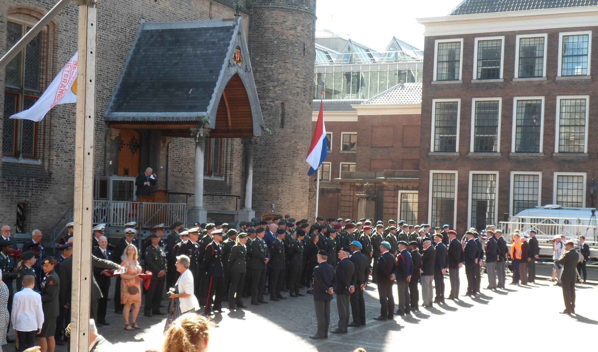 Veteranen Vereniging Noord-Limburg houdt naast de landelijke Veteranendag (foto) met de gemeenten veteranendagen. 