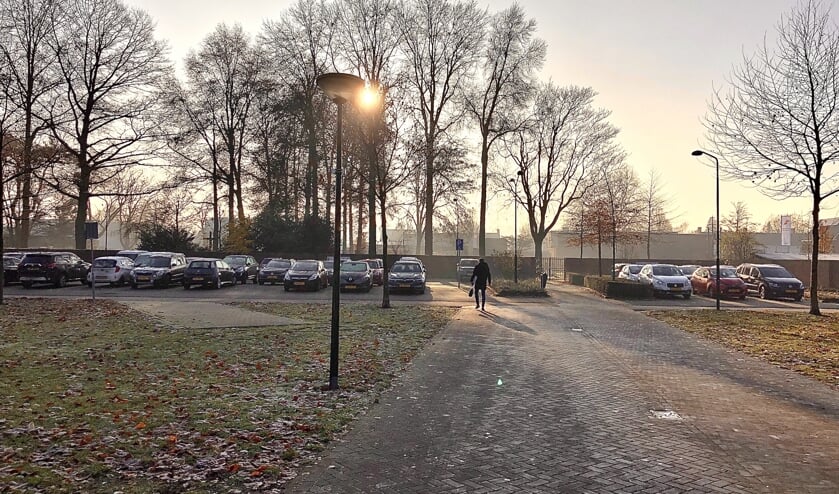 De parkeerplaats blijft in tact.