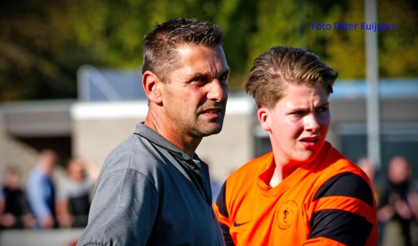 <p>Peter van den Heuvel vertrekt met onmiddellijke ingang bij FC Uden</p>  