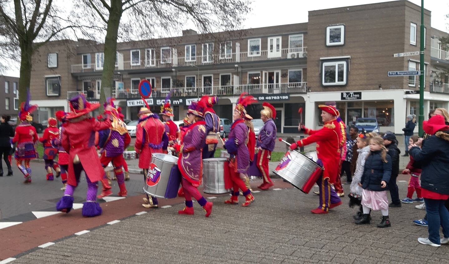Carnaval bij Basisschool De Teugelaar.